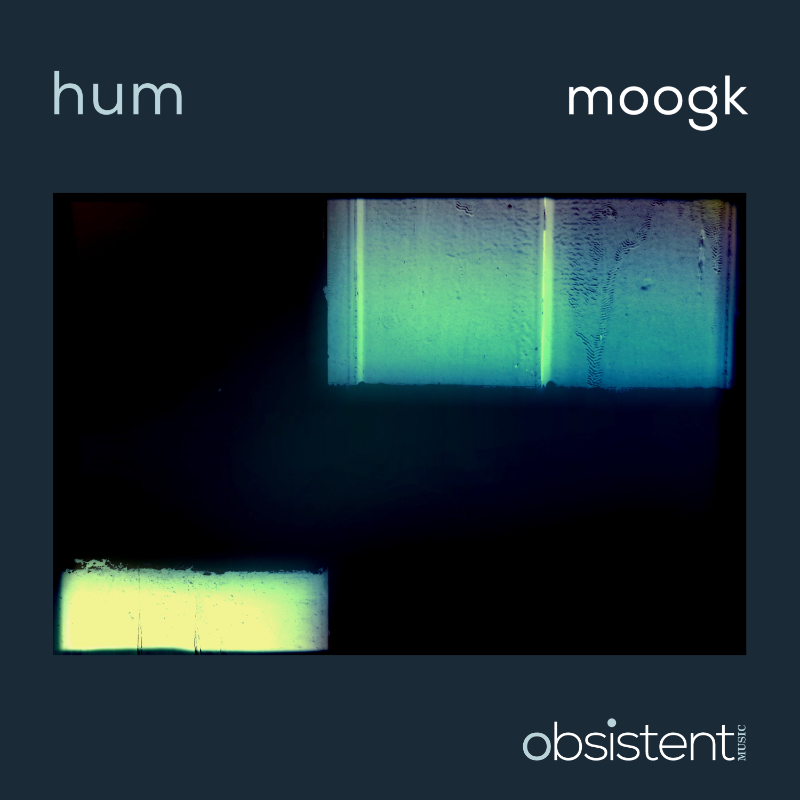 hum by Moogk hum by Moogk